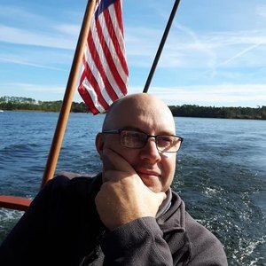 Meet your Posher, Eric